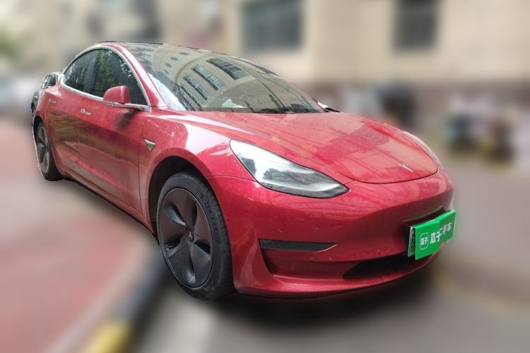 Used Tesla Model 3 2019 Long-Range All-Wheel-Drive Version Front Right 45 Deg