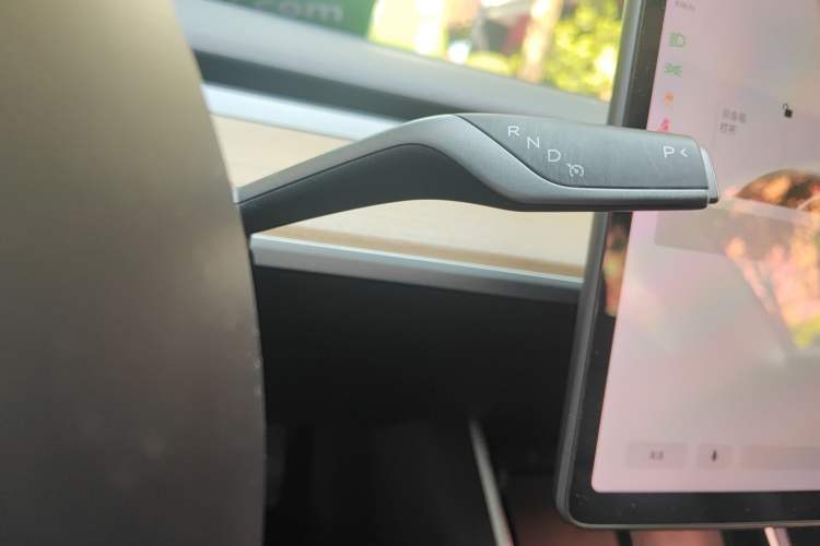 Used Tesla Model 3 2019 Standard Range Rear-Wheel Drive Upgraded Version (60 kWh) Gear Lever