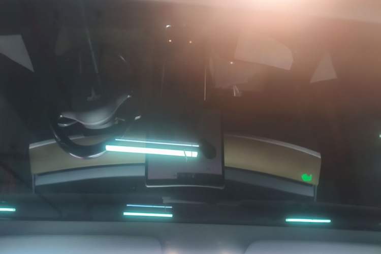 Used Tesla Model 3 2019 Long-Range All-Wheel-Drive Version Headliner
