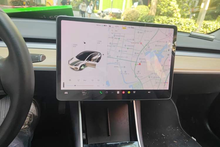 Used Tesla Model 3 2019 Standard Range Rear-Wheel Drive Upgraded Version (60 kWh) Instrument Cluster