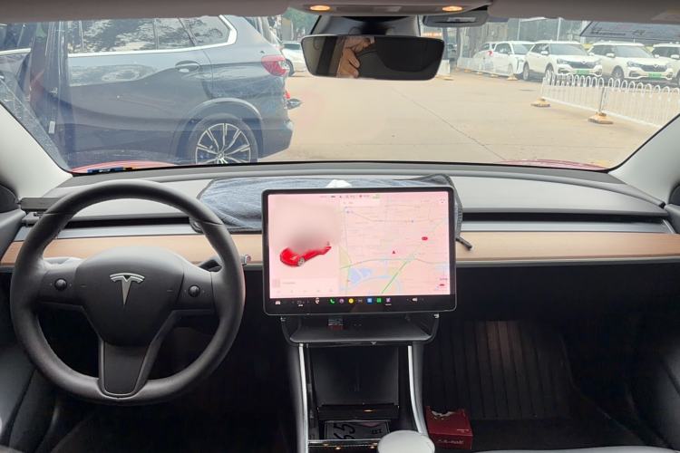 Used Tesla Model 3 2019 Long-Range All-Wheel-Drive Version Interior 1