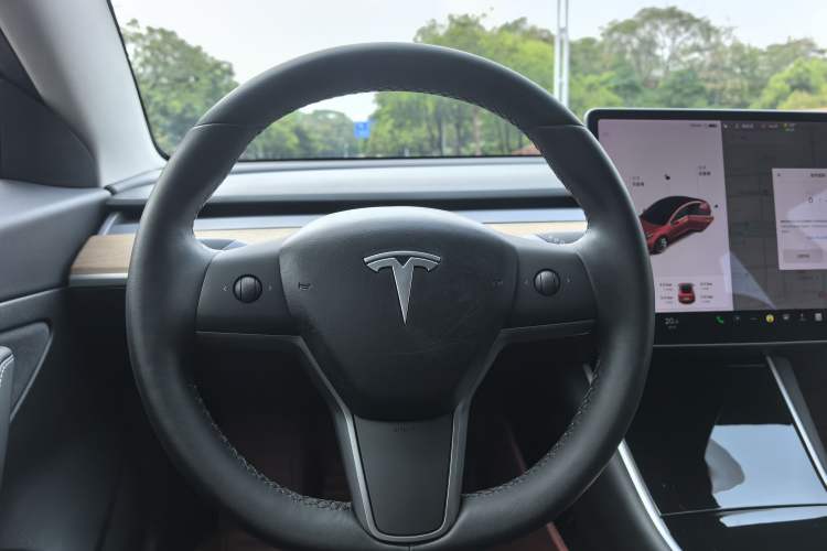 Used Tesla Model 3 2019 Standard Range Rear-Drive Upgraded Version Interior 6
