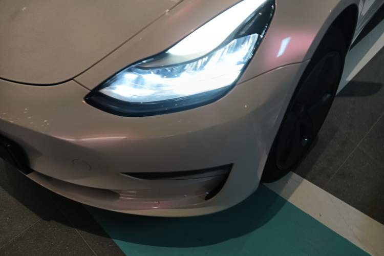 Used Tesla Model 3 2019 Long-Range Rear-Wheel-Drive Version Left Front Headlight