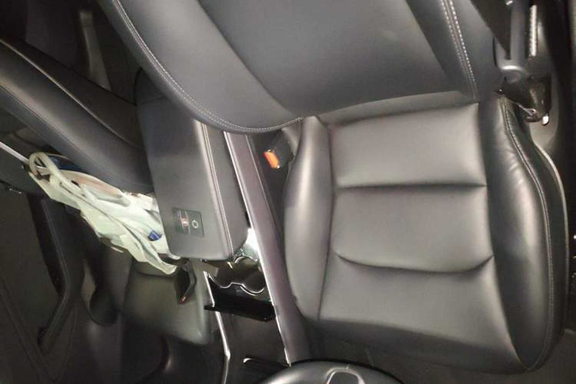 Used Tesla Model 3 2019 Long-Range Rear-Wheel-Drive Version Left Front Seat
