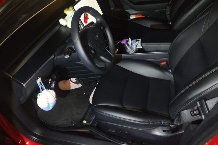 Used Tesla Model 3 2019 Standard Range Rear-Drive Upgraded Version Left Front Seat