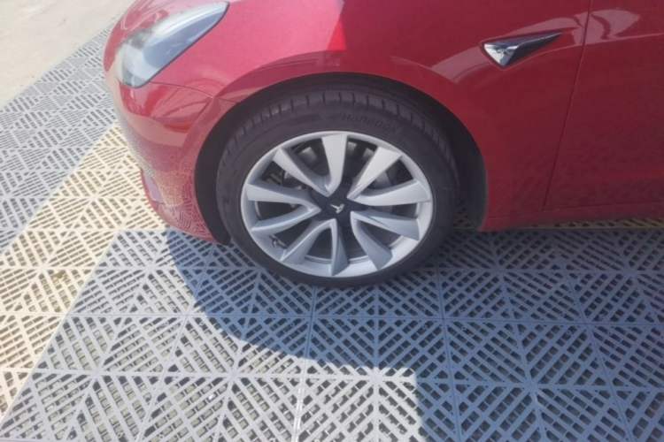Used Tesla Model 3 2019 Standard Range Rear-Drive Upgraded Version Left Front Wheel Hub