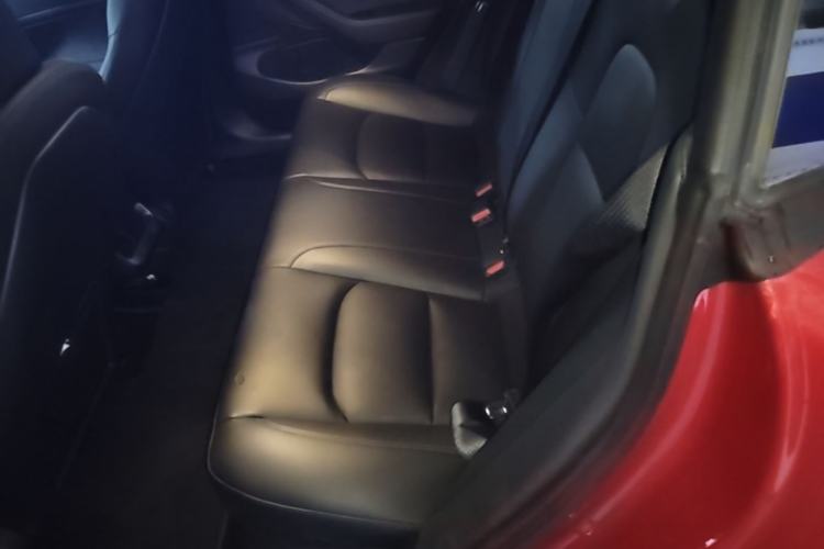 Used Tesla Model 3 2019 Standard Range Rear-Drive Upgraded Version Left Rear Seat