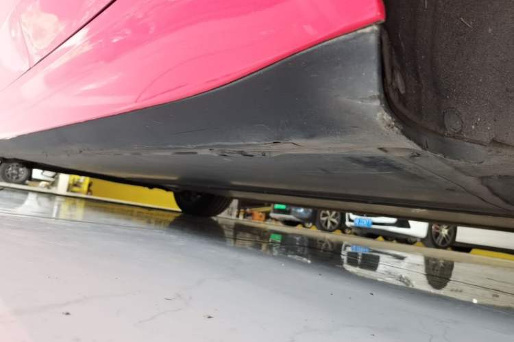 Used Tesla Model 3 2019 Standard Range Rear-Drive Upgraded Version Left Side Sill