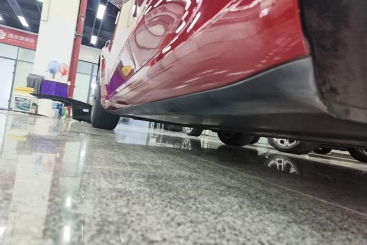 Used Tesla Model 3 2019 Standard Range Rear-Wheel Drive Upgraded Version (60 kWh) Left Side Sill