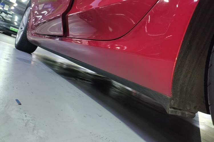 Used Tesla Model 3 2019 Standard Range Rear-Drive Upgraded Version Left Side Sill