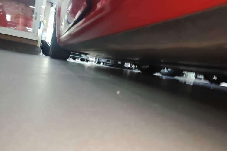 Used Tesla Model 3 2019 Standard Range Rear-Drive Upgraded Version Left Side Sill