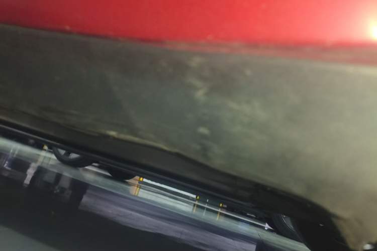 Used Tesla Model 3 2019 Long-Range All-Wheel-Drive Version Left Side Sill