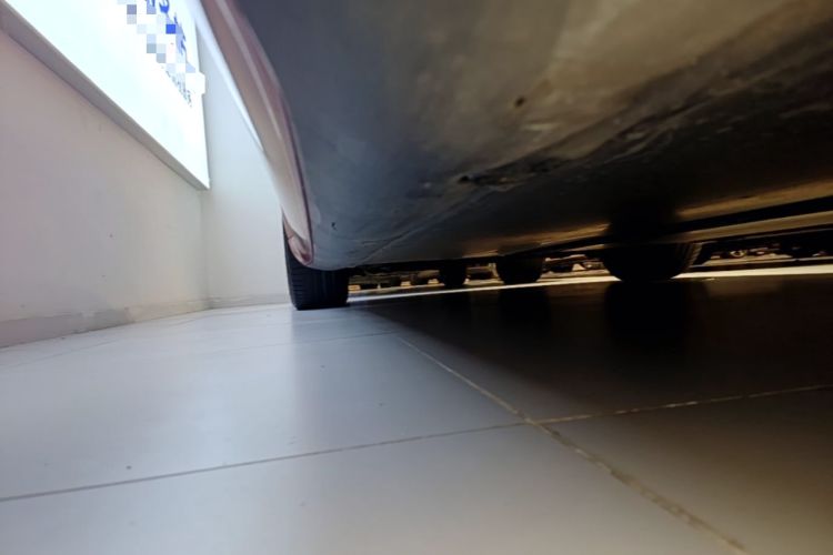 Used Tesla Model 3 2019 Standard Range Rear-Drive Upgraded Version Left Side Sill