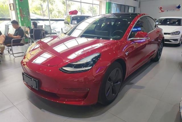 Used Tesla Model 3 2019 Long-Range All-Wheel-Drive Version