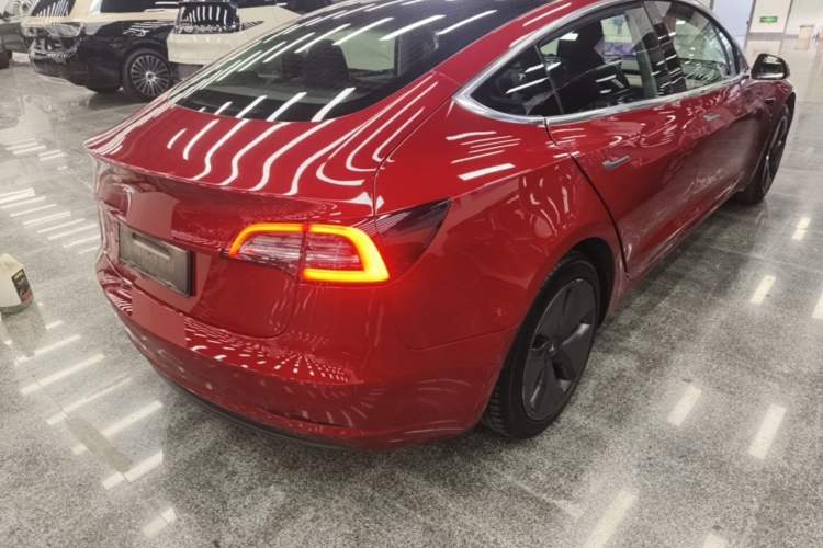 Used Tesla Model 3 2019 Standard Range Rear-Wheel Drive Upgraded Version (60 kWh) Rear Right 45 Deg