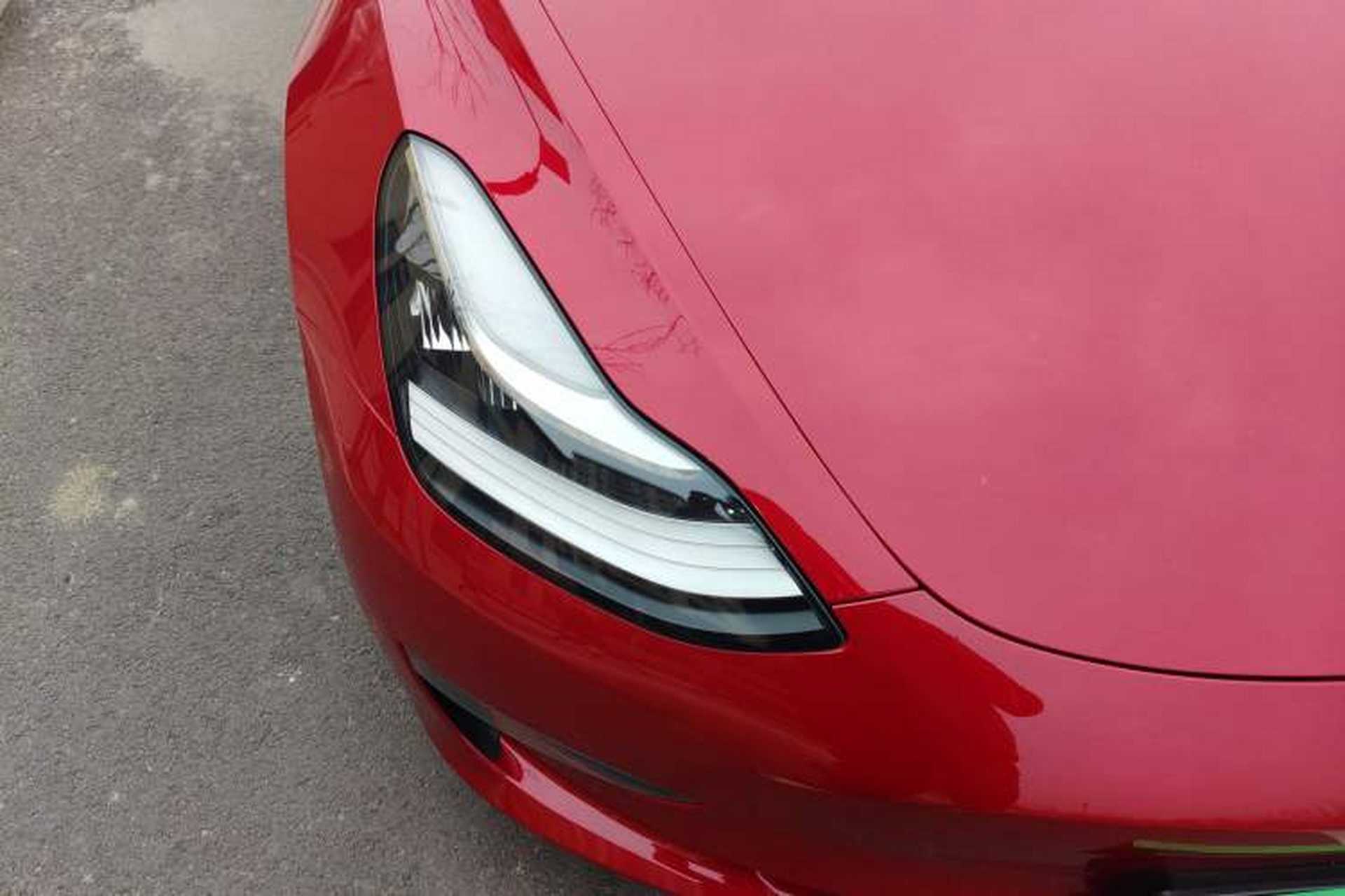 Used Tesla Model 3 2019 Long-Range Rear-Wheel-Drive Version Right Front Headlight