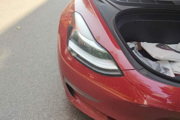 Used Tesla Model 3 2019 Standard Range Rear-Wheel Drive Upgraded Version (60 kWh) Right Front Headlight