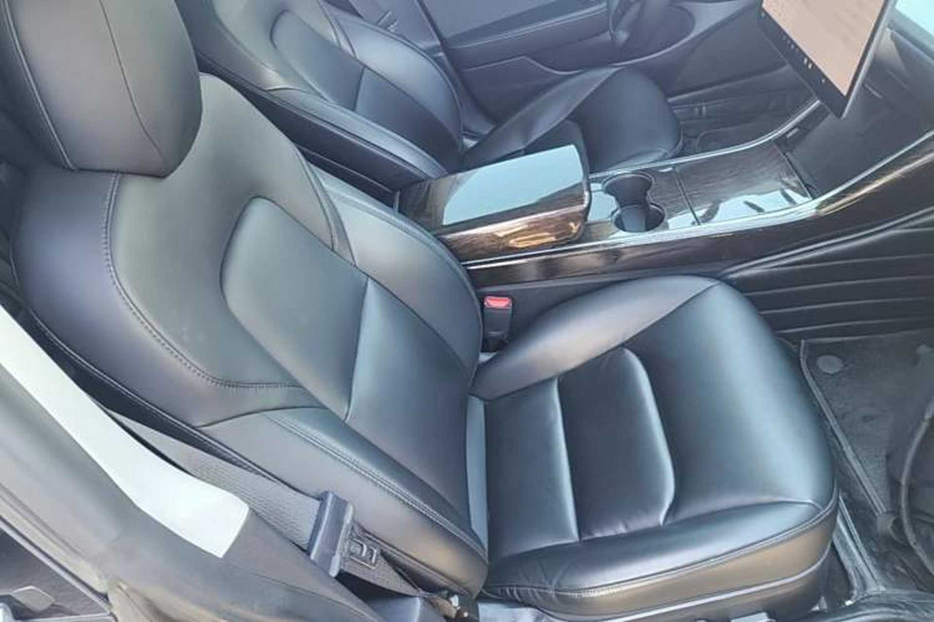 Used Tesla Model 3 2019 Standard Range Rear-Drive Upgraded Version Right Front Seat