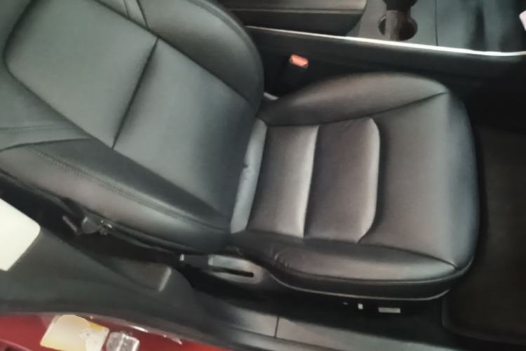 Used Tesla Model 3 2019 Standard Range Rear-Drive Upgraded Version Right Front Seat