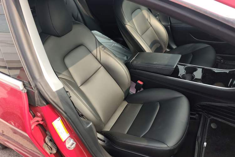 Used Tesla Model 3 2019 Standard Range Rear-Drive Upgraded Version Right Front Seat
