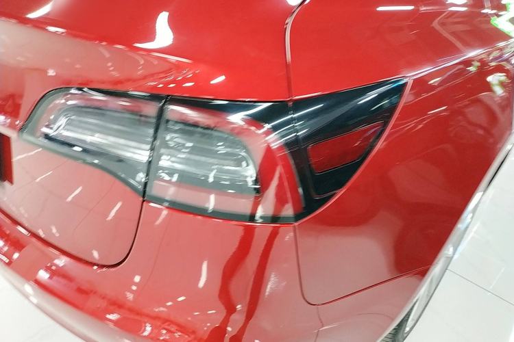 Used Tesla Model 3 2019 Long-Range Rear-Wheel-Drive Version Right Rear Taillight