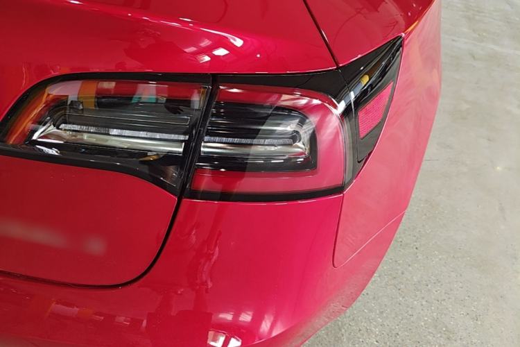Used Tesla Model 3 2019 Standard Range Rear-Drive Upgraded Version Right Rear Taillight