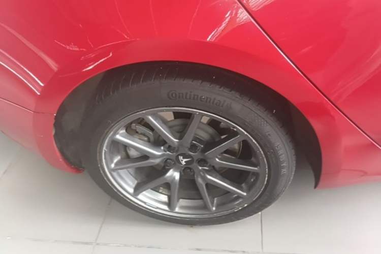 Used Tesla Model 3 2019 Standard Range Rear-Drive Upgraded Version Right Rear Wheel Hub