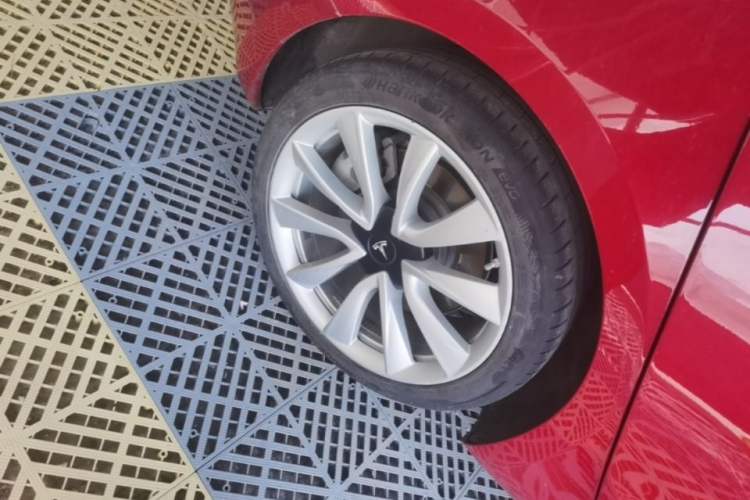 Used Tesla Model 3 2019 Standard Range Rear-Drive Upgraded Version Right Rear Wheel Hub