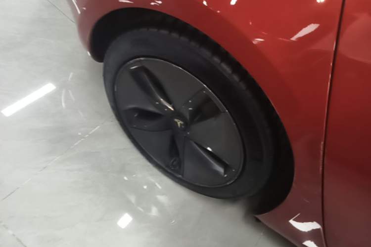 Used Tesla Model 3 2019 Standard Range Rear-Drive Upgraded Version Right Rear Wheel Hub