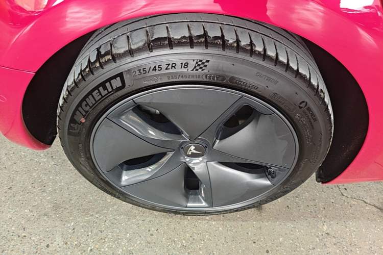 Used Tesla Model 3 2019 Standard Range Rear-Drive Upgraded Version Right Rear Wheel Hub