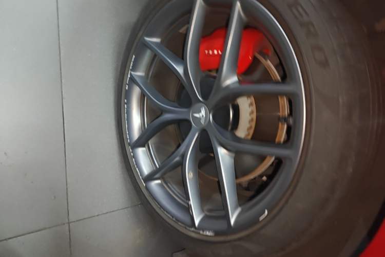 Used Tesla Model 3 2019 Standard Range Rear-Drive Upgraded Version Right Rear Wheel Hub