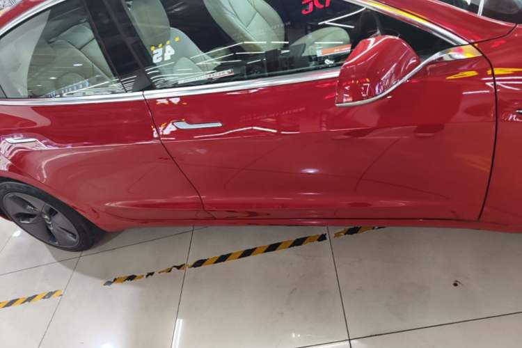 Used Tesla Model 3 2019 Standard Range Rear-Drive Upgraded Version Right Side Sill