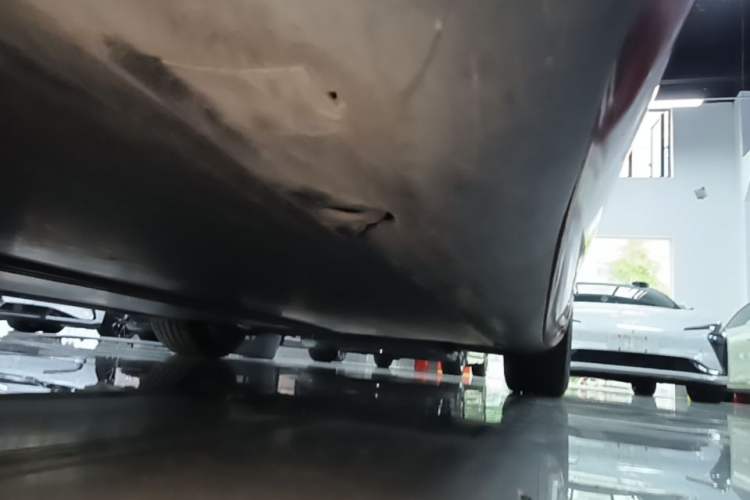 Used Tesla Model 3 2019 Standard Range Rear-Drive Upgraded Version Right Side Sill