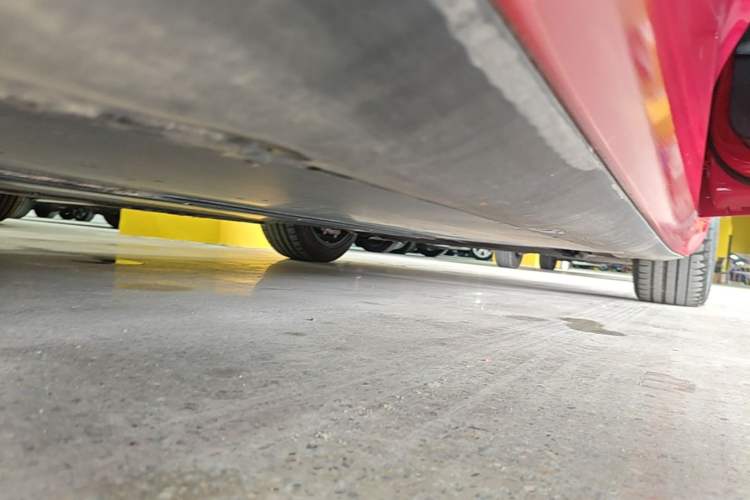 Used Tesla Model 3 2019 Standard Range Rear-Drive Upgraded Version Right Side Sill