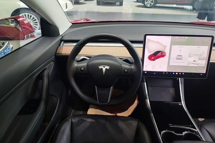 Used Tesla Model 3 2019 Long-Range All-Wheel-Drive Version Steering Wheel