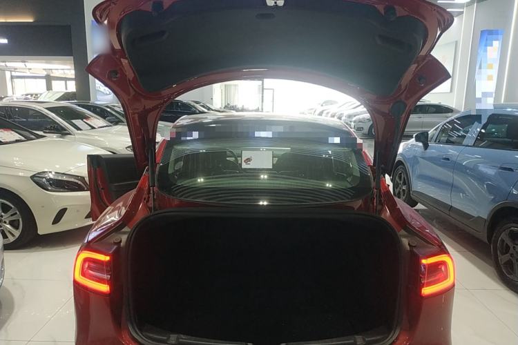 Used Tesla Model 3 2019 Long-Range Rear-Wheel-Drive Version Trunk