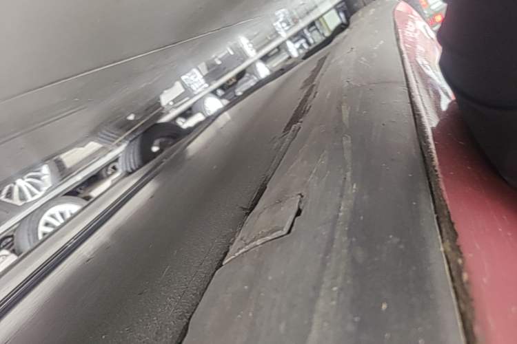 Used Tesla Model 3 2019 Standard Range Rear-Drive Upgraded Version Right Side Sill