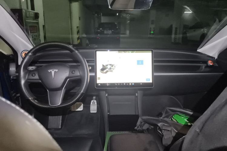 Used Tesla Model 3 2019 Long-Range Rear-Wheel-Drive Version Center Console
