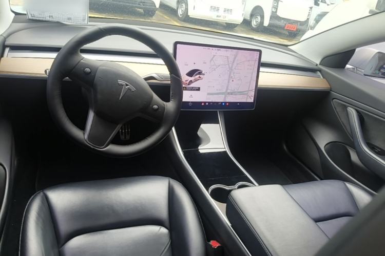 Used Tesla Model 3 2019 Long-Range Rear-Wheel-Drive Version Center Console
