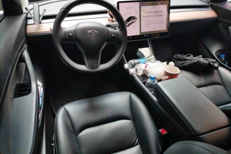 Used Tesla Model 3 2019 Standard Range Rear-Drive Upgraded Version Center Console