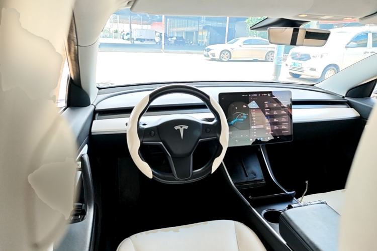 Used Tesla Model 3 2019 Long-Range Rear-Wheel-Drive Version Center Console