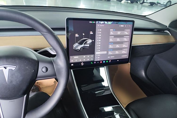 Used Tesla Model 3 2019 Long-Range Rear-Wheel-Drive Version Center Console