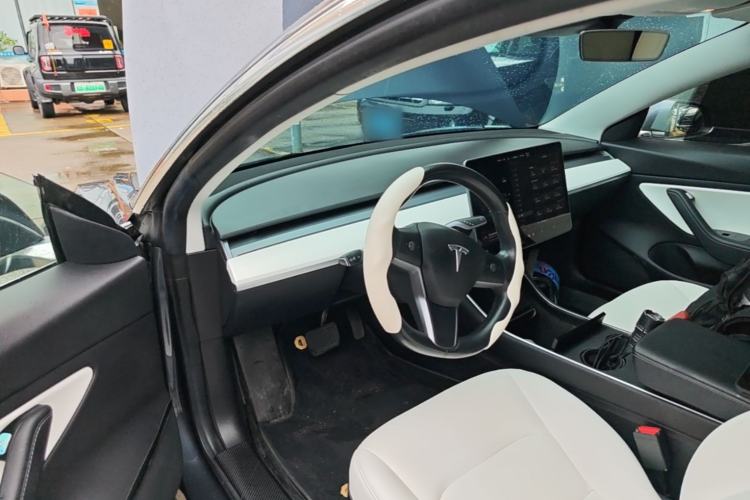 Used Tesla Model 3 2019 Long-Range Rear-Wheel-Drive Version Center Console