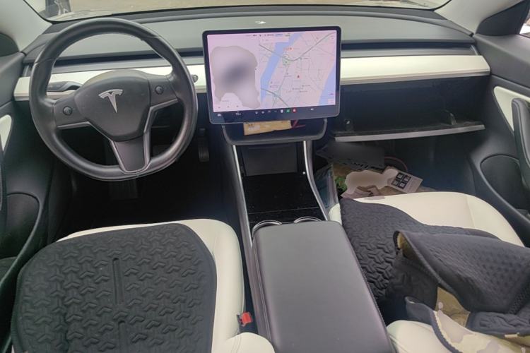 Used Tesla Model 3 2019 Long-Range Rear-Wheel-Drive Version Center Console