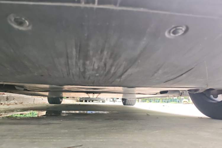 Used Tesla Model 3 2019 Long-Range All-Wheel-Drive Version Chassis Front