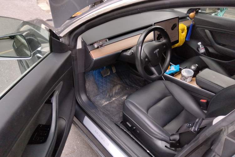 Used Tesla Model 3 2019 Long-Range Rear-Wheel-Drive Version Driver Seat