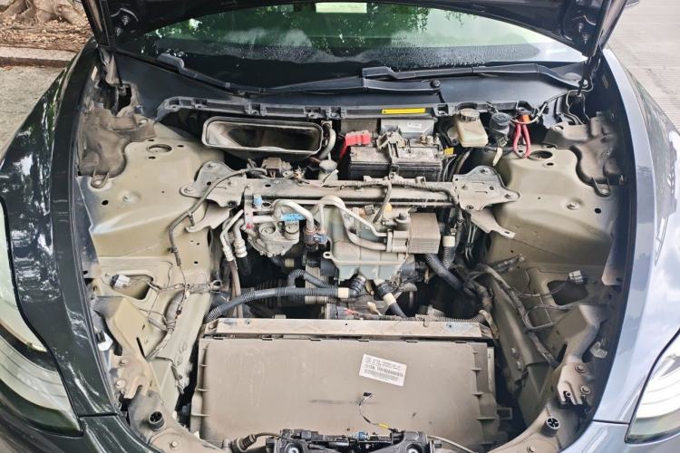Used Tesla Model 3 2019 Long-Range All-Wheel-Drive Version Engine Bay