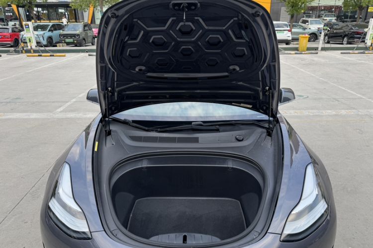 Used Tesla Model 3 2019 Long-Range All-Wheel-Drive Version Engine Bay