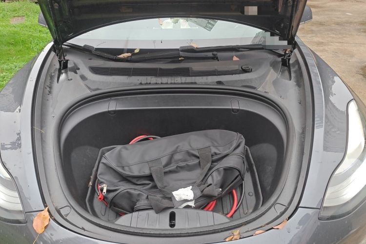 Used Tesla Model 3 2019 Long-Range Rear-Wheel-Drive Version Engine Bay