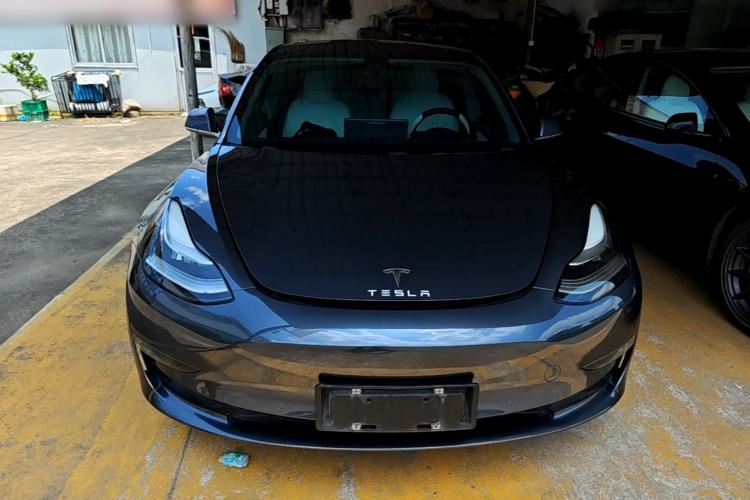 Used Tesla Model 3 2019 Long-Range Rear-Wheel-Drive Version Front